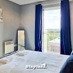 Luxury Sportcity Suite Amazing Views With Parking